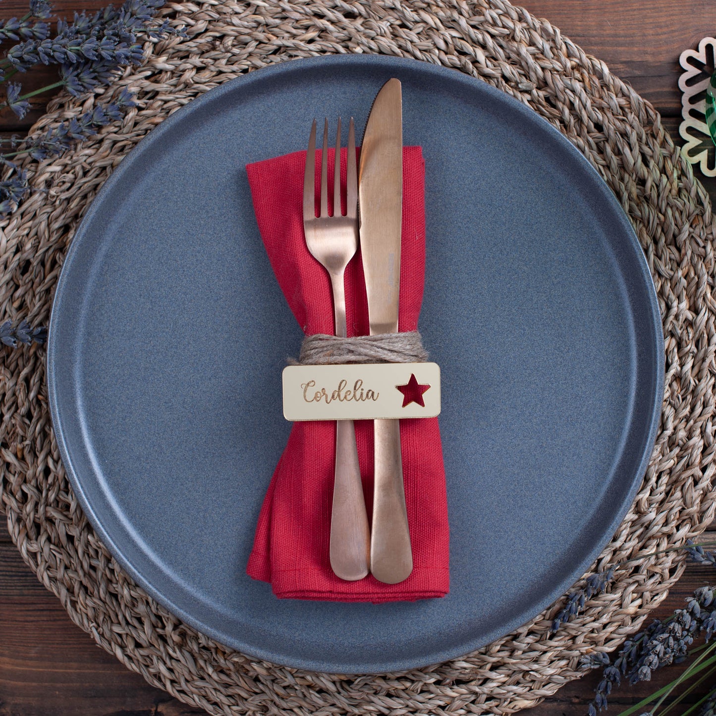 Personalised rectangle Christmas place setting with star cutout in gold mirror finish