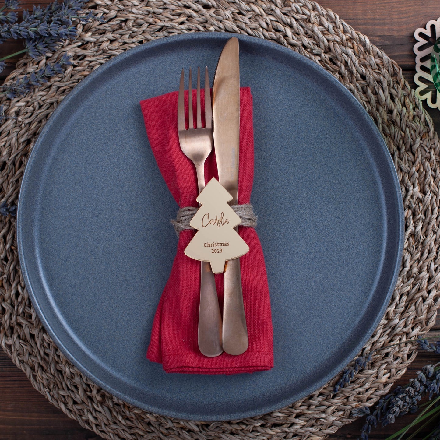 Personalised gold mirror Christmas tree favour for holiday dinner