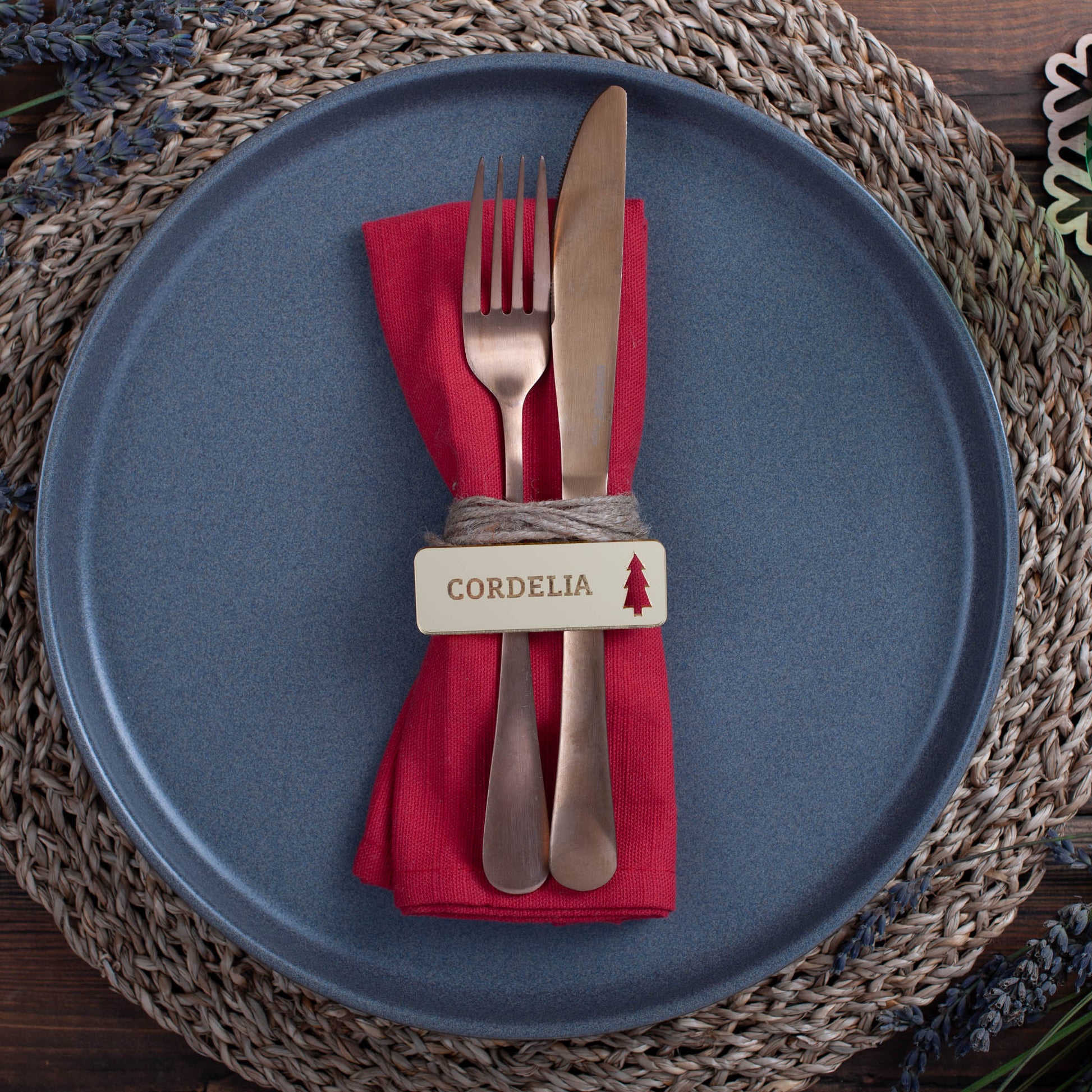 Personalised rectangle Christmas place setting with christmas tree cutout in gold mirror finish
