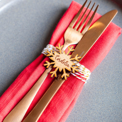 Christmas place name in the shape of a snowflake for winter décor