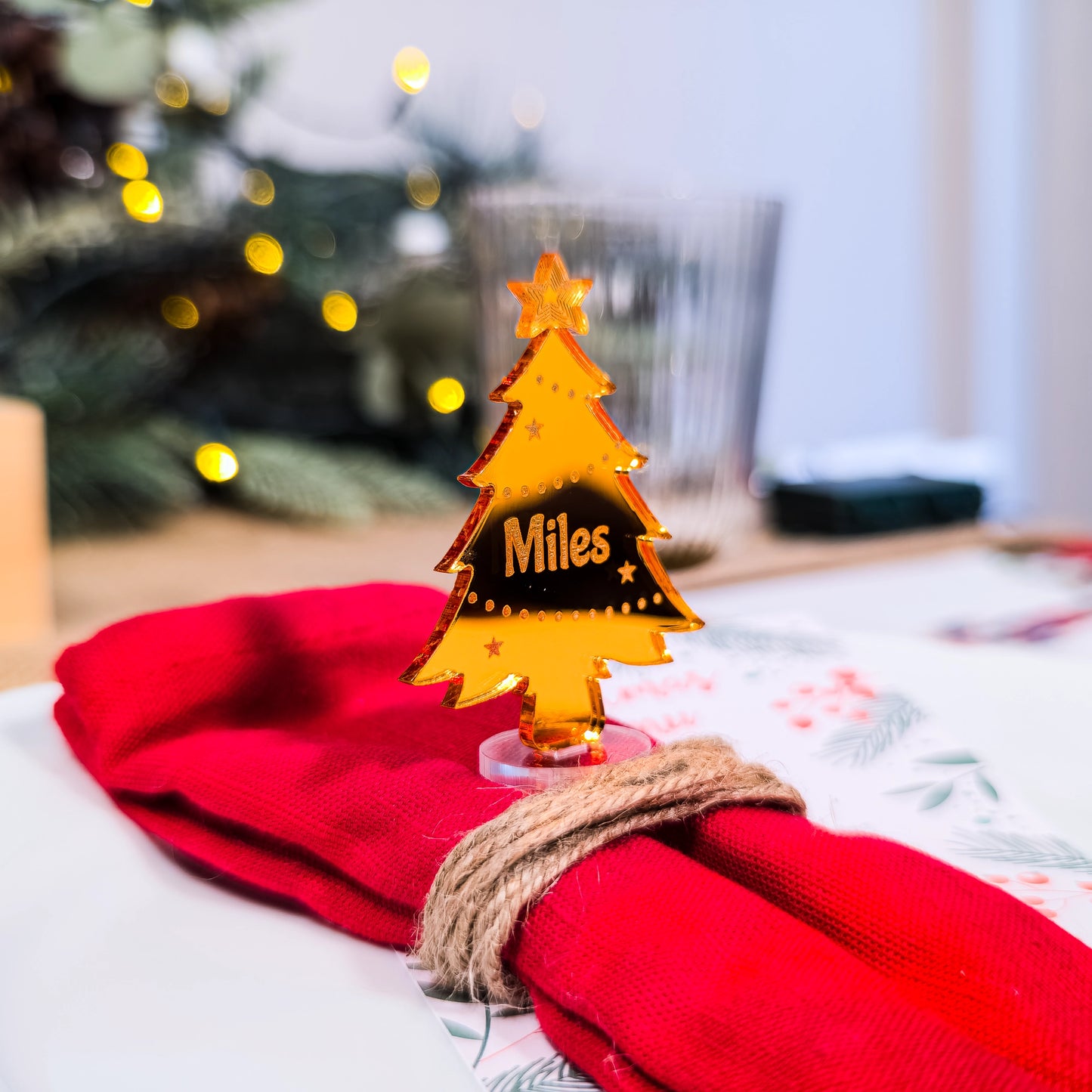 Luxury engraved copper acrylic mirror tree name tag on holiday table