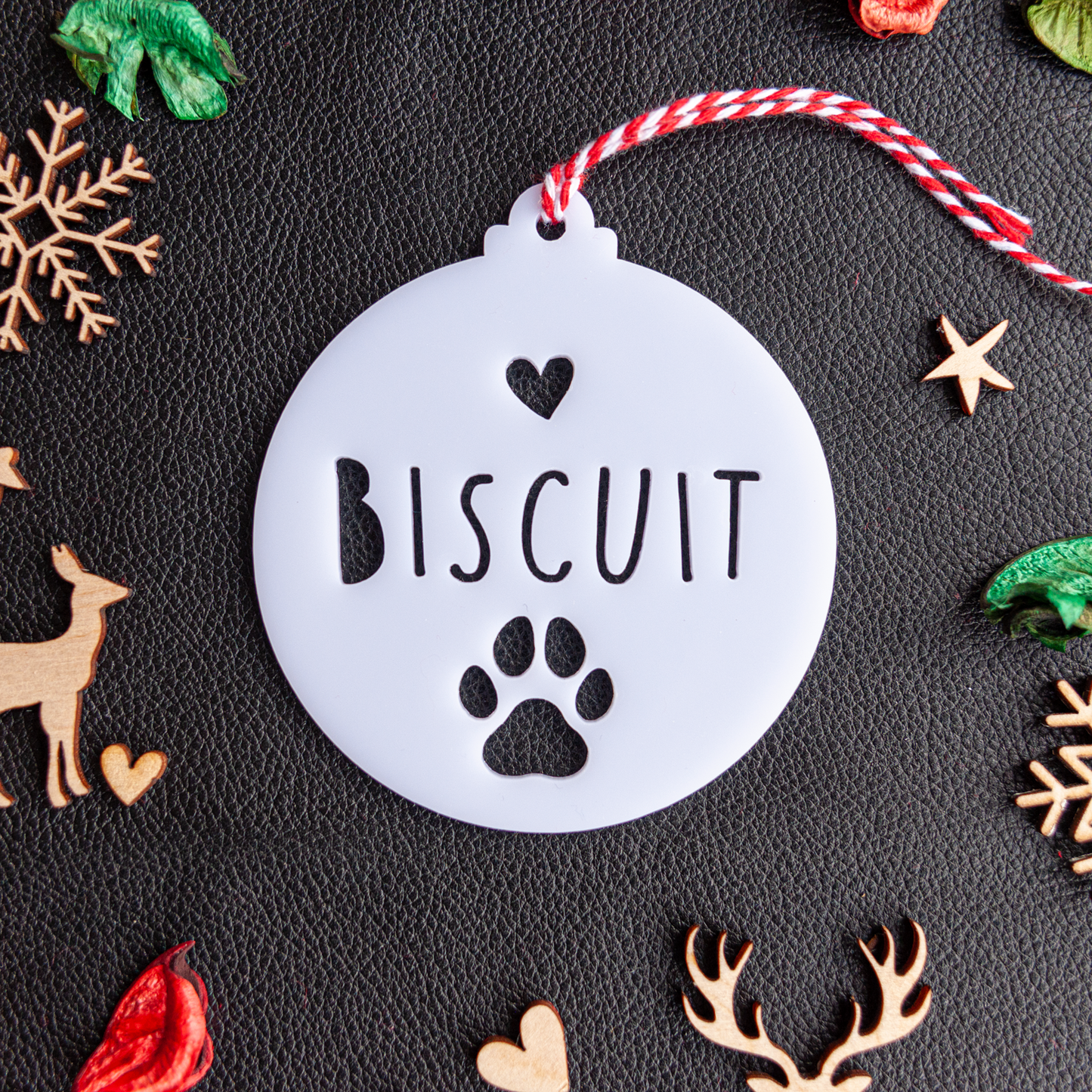 Custom Pet Name Christmas Decoration – Paw Cut-Out Bauble Keepsake