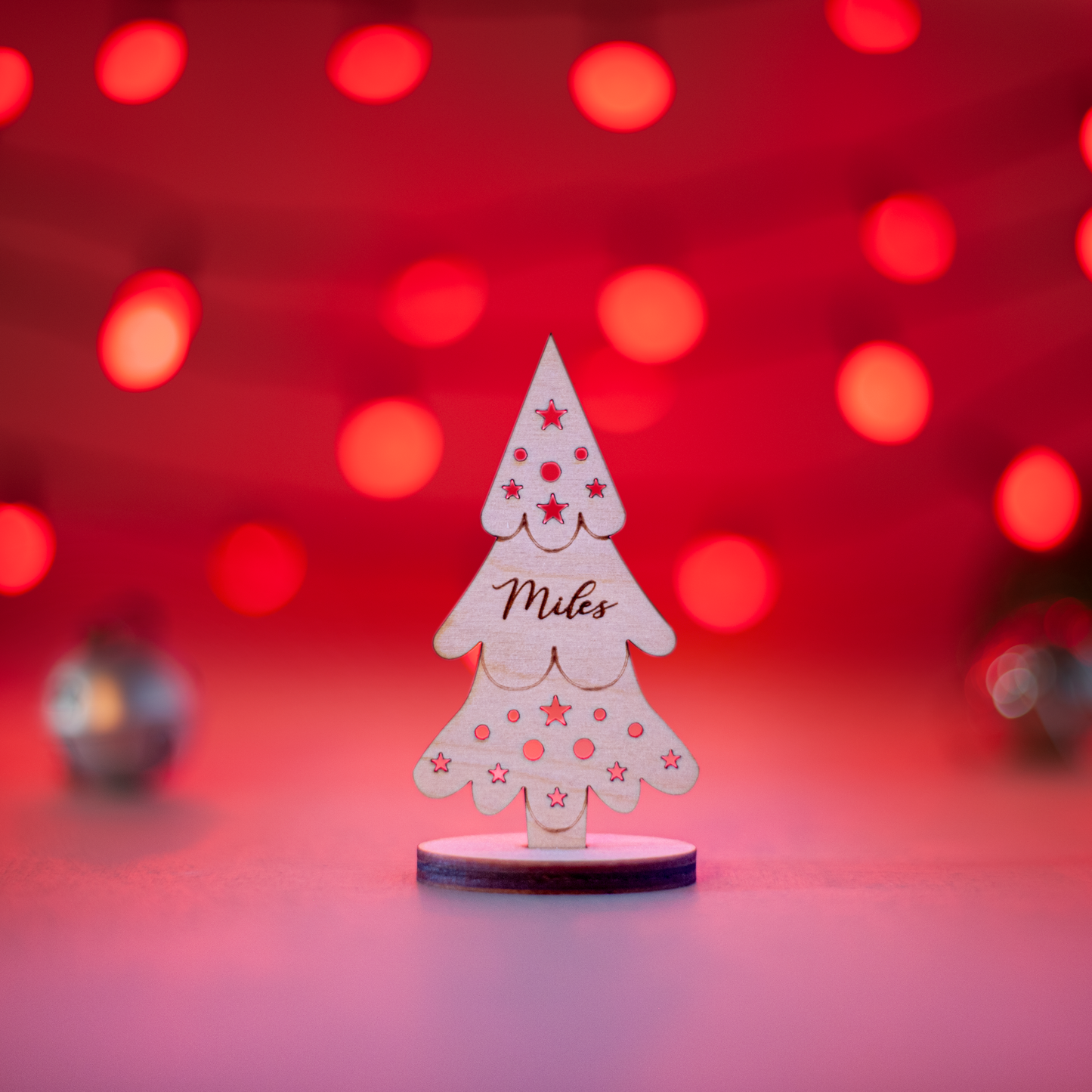 Custom engraved wooden Christmas tree place name for dinner party hosting