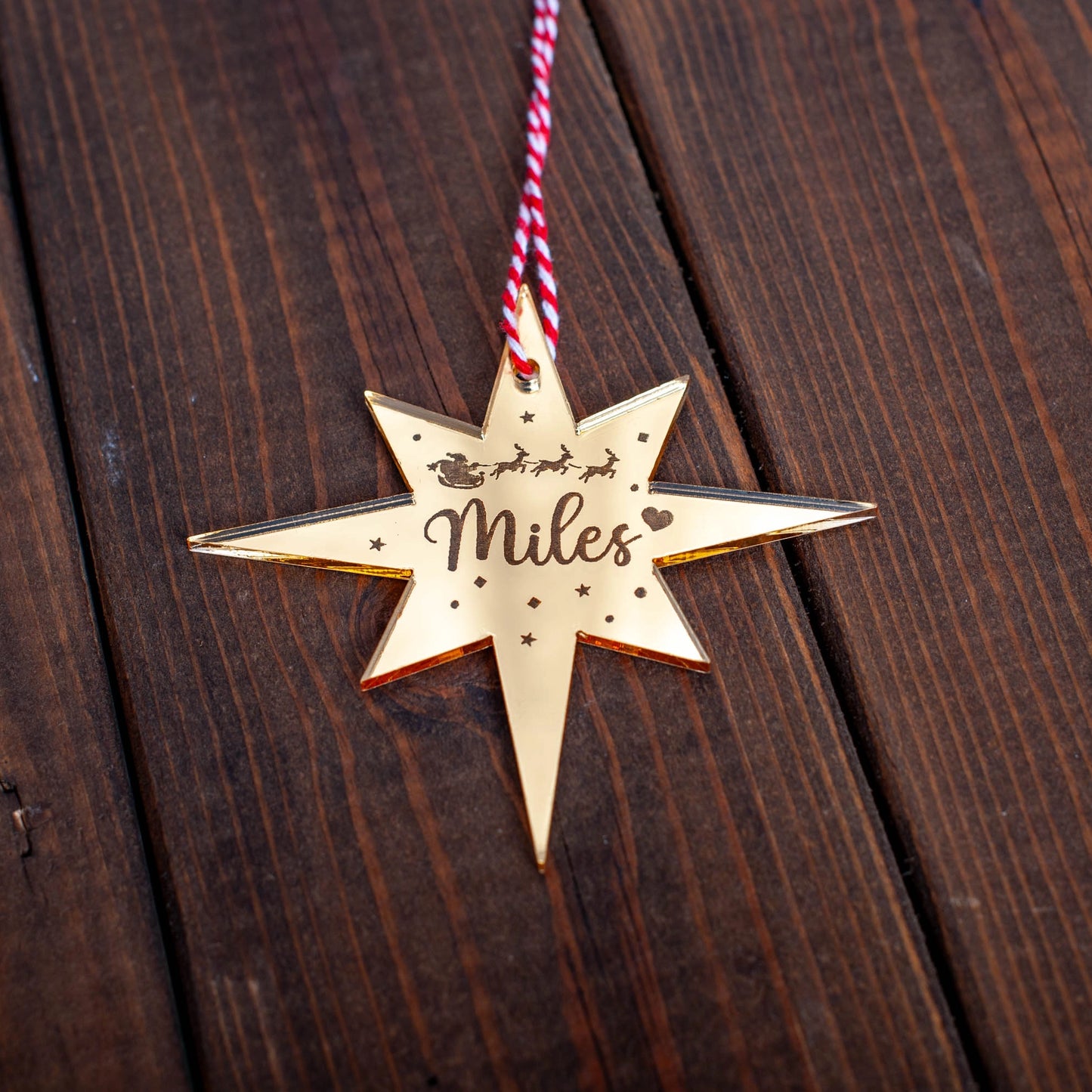 Elegant North Star Christmas ornament in gold mirror finish
