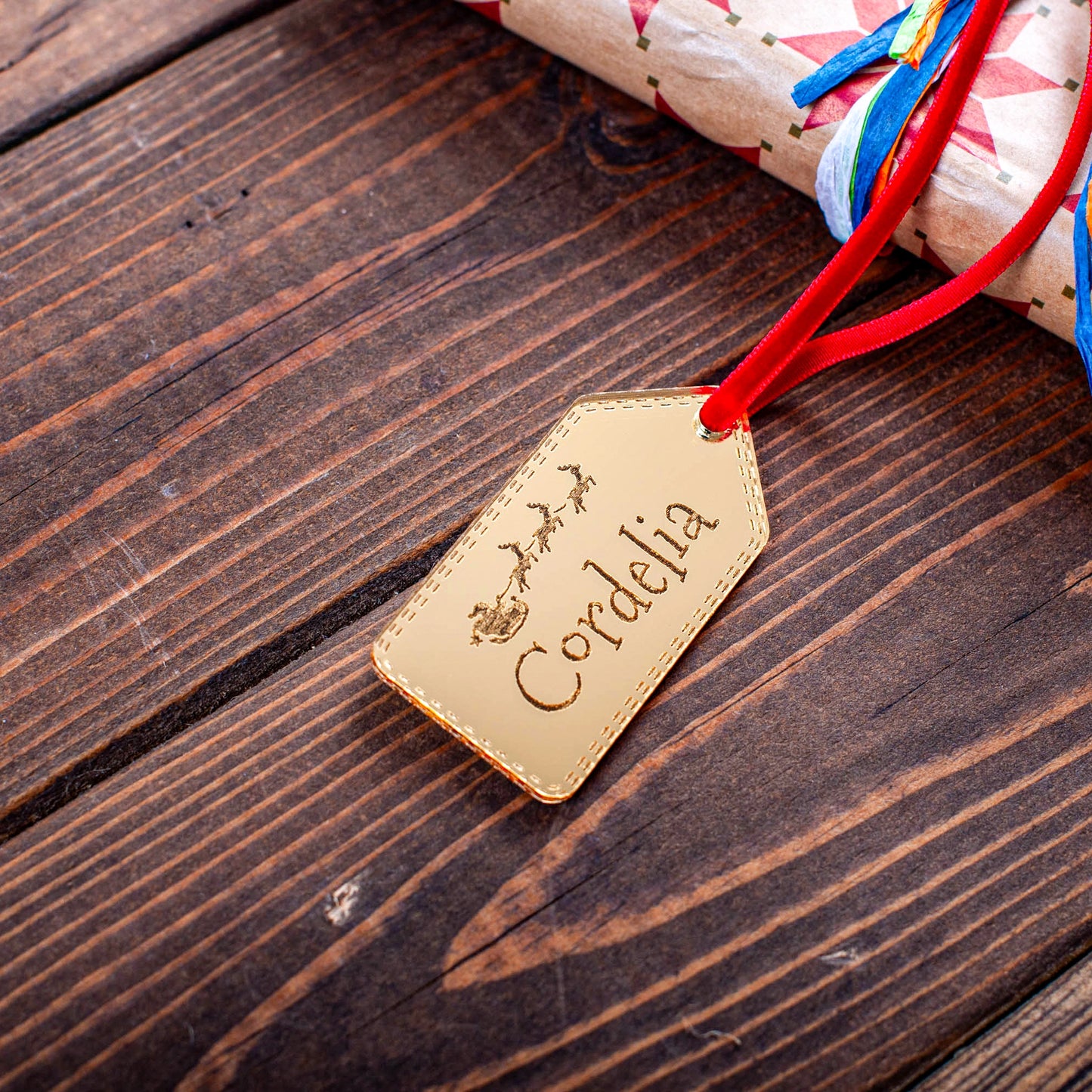 Personalised gold mirror gift tag with engraved name