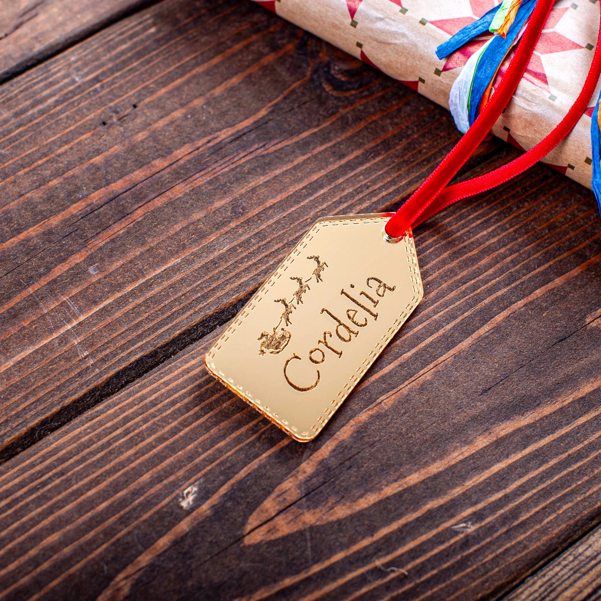 Personalised gold mirror gift tag with engraved name