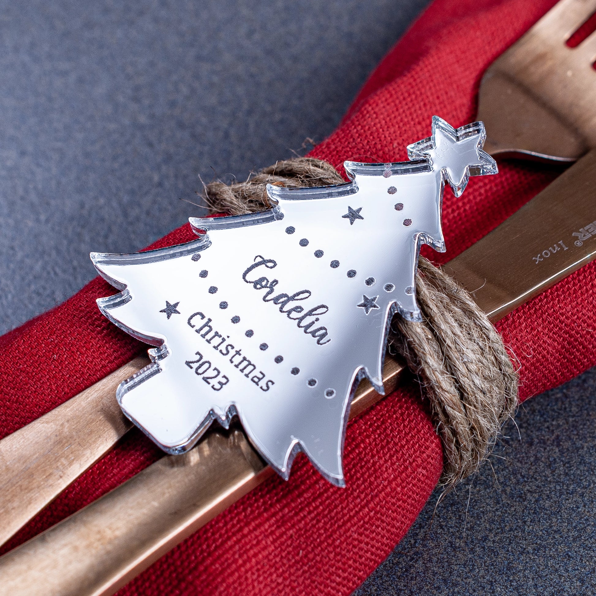 Personalised Christmas tree place setting with engraved name