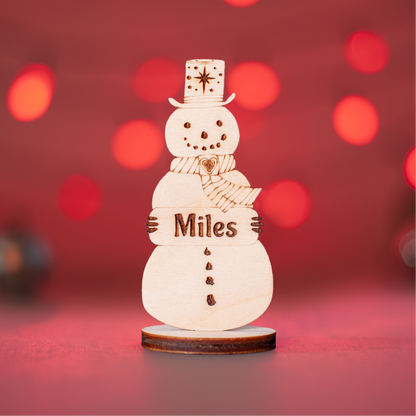 Personalised wooden snowman place setting for Christmas hosting table décor